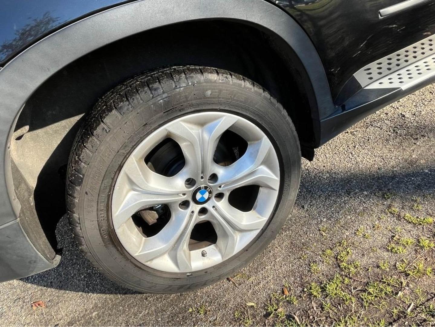 2011 Black /Tan BMW X5 xDrive 35D (5UXZW0C50BL) with an 3.0 M57 Diesel engine, Automatic transmission, located at 5700 Curlew Drive, Norfolk, VA, 23502, (757) 455-6330, 36.841885, -76.209412 - Photo#8